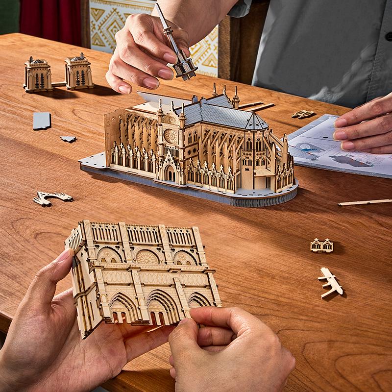ROKR Notre Dame Paris Cathedral 3D Wooden Puzzle TG511
