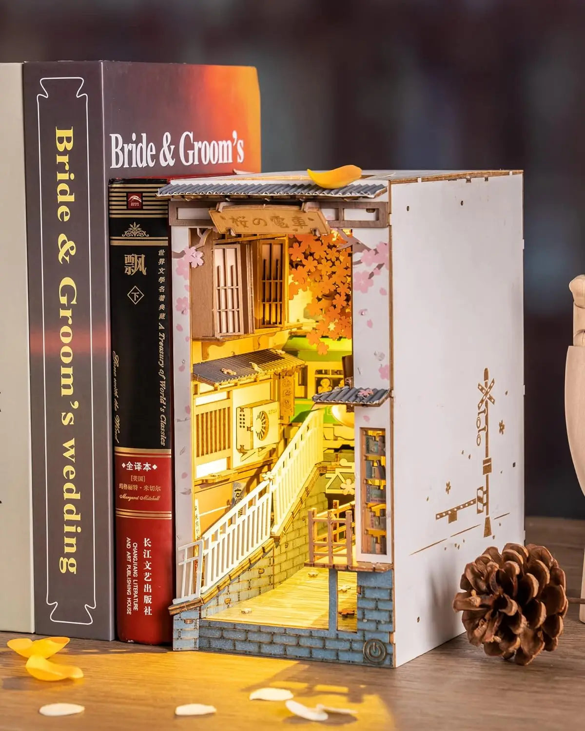 Robotime Rolife Sakura Densya Book Nook DIY Wooden Puzzle Bookend Model Kit TGB01